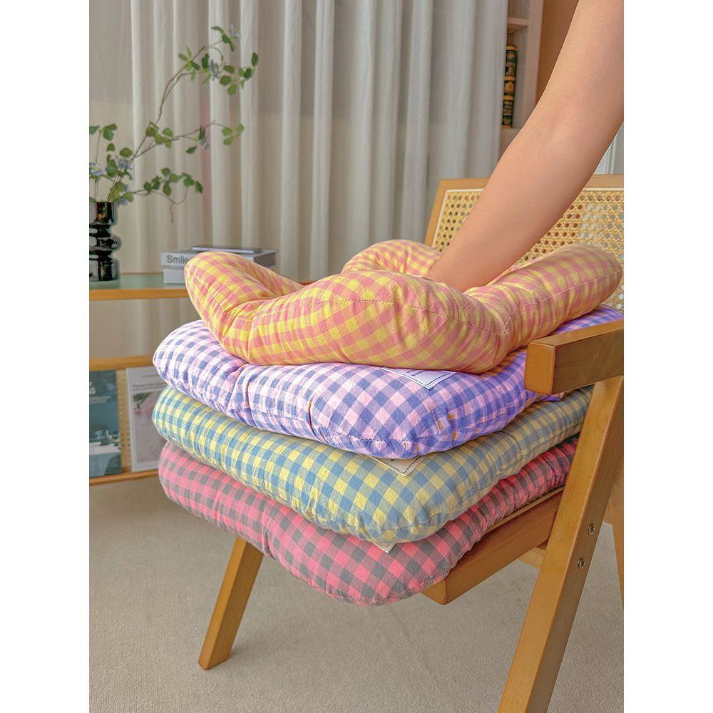 L Orange All-Season Pet Bed - Soft Washable Dog & Cat Mat with Comfortable Cushion - Warm Winter Padding for Small to Large Pets